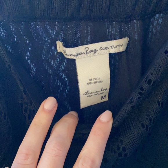 Black lace romper - Picture 4 of 4